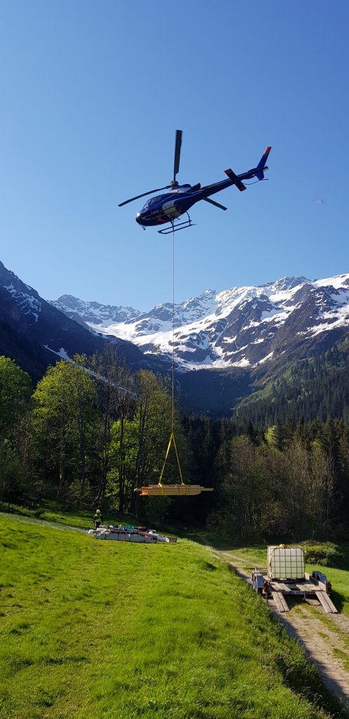 Travail aerien - Héliportage - Mont Blanc Hélicoptères Courchevel